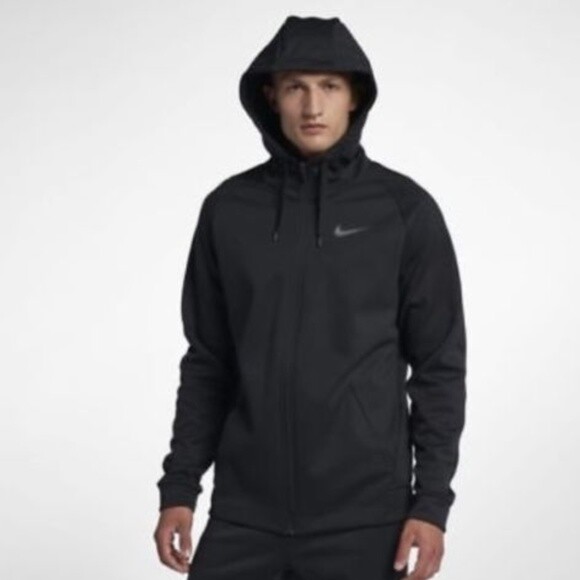 nike therma fit hoodie